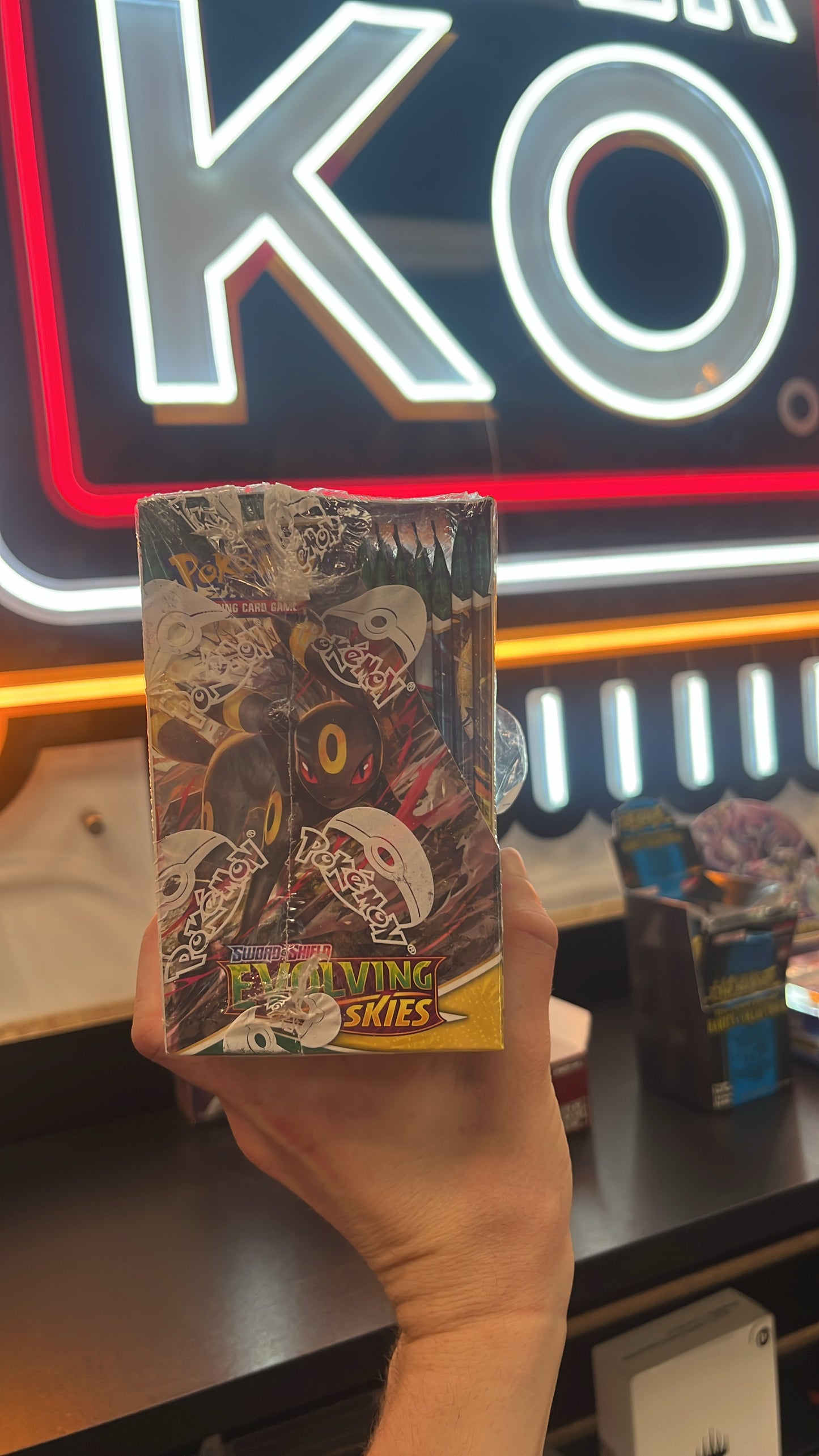 Evolving Skies Booster Box